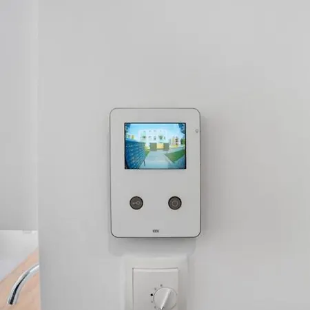 Modernes Und Wunderschoenes Loft Mit Terrasse, Gartenblick In *