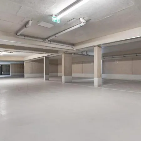 Modernes Und Wunderschoenes Loft Mit Terrasse, Gartenblick In *