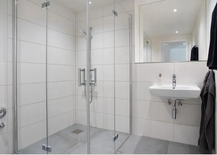 Modernes Und Wunderschoenes Loft Mit Terrasse, Gartenblick In דירה גרייפסוואלד