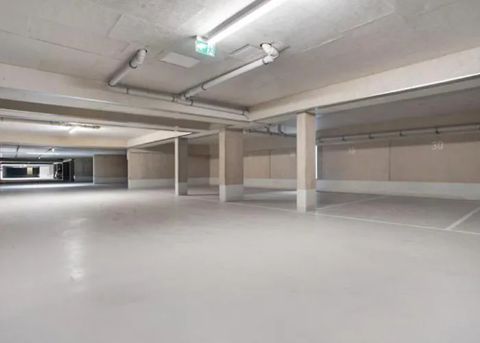 Modernes Und Wunderschoenes Loft Mit Terrasse, Gartenblick In *