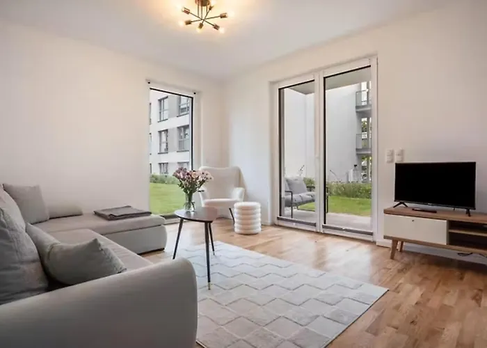 Modernes Und Wunderschoenes Loft Mit Terrasse, Gartenblick In *